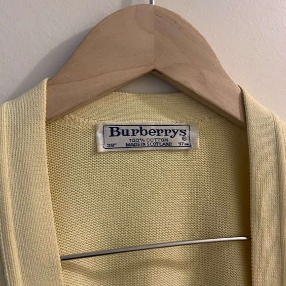 Burberrys Vintage Cardigan - Picture 3 of 7